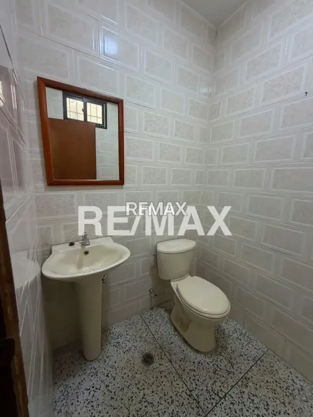 Local comercial en alquiler por el periférico de la limpia - 7