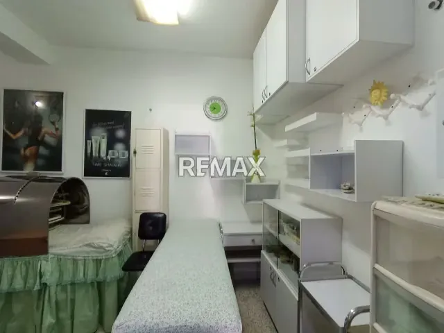Alquiler de local 02 Av. Aragua - 2