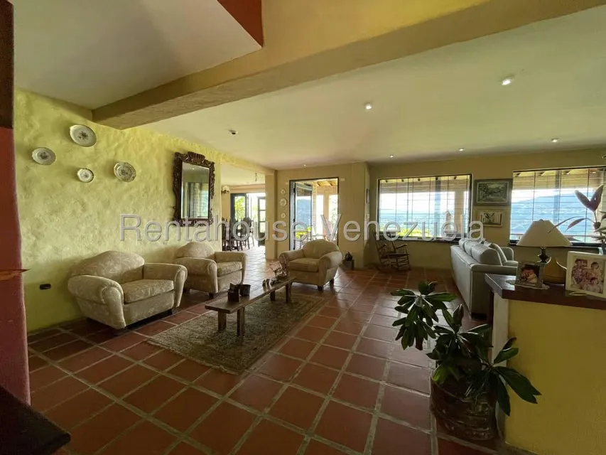 Casa (Multipes Niveles) en Venta en Los Guayabitos, Distrito Metropolitano - 5