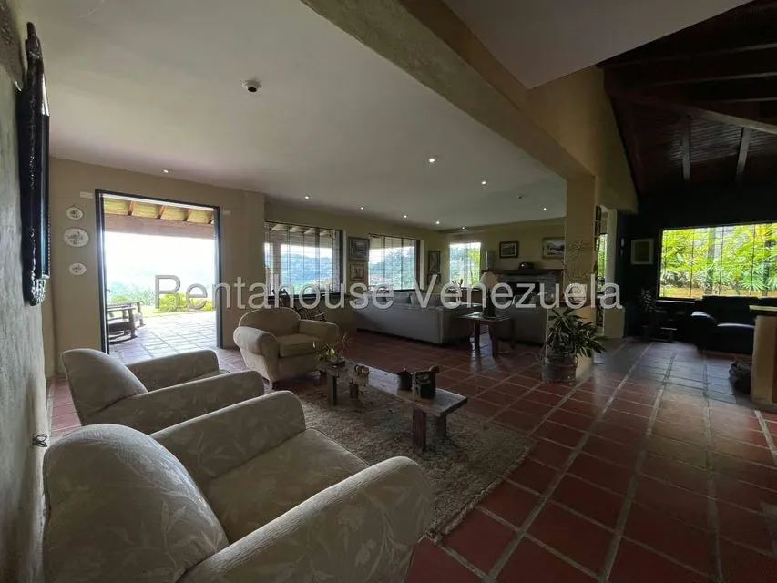 Casa (Multipes Niveles) en Venta en Los Guayabitos, Distrito Metropolitano - 8