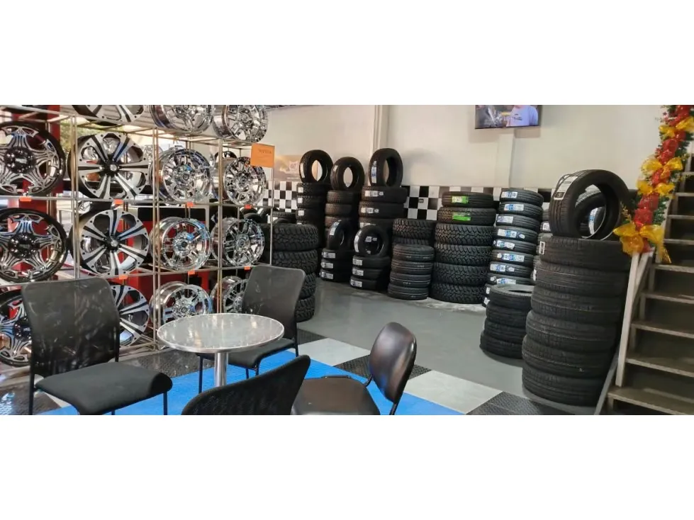 Fondo de comercio + Local en venta - Los Chaguaramos