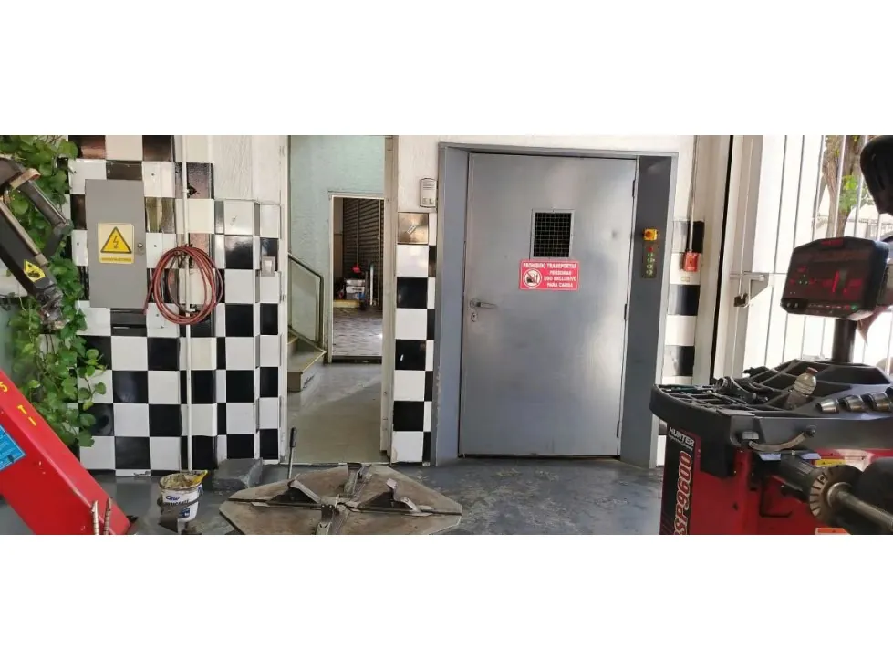 Fondo de comercio + Local en venta - Los Chaguaramos - 7