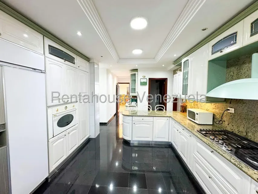 Apartamento (1 Nivel) en Venta en Lomas de San Roman, Distrito Metropolitano - 16