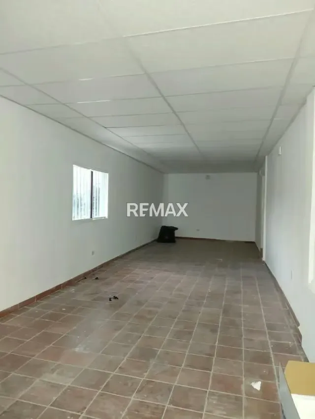 En alquiler Local Comercial 1er piso - 5