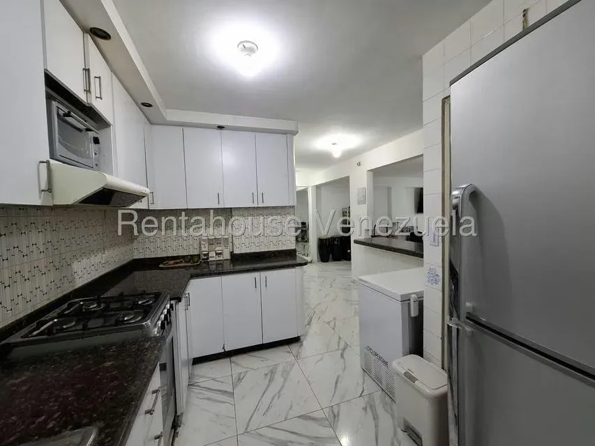 Apartamento (1 Nivel) en Venta en La Urbina, Distrito Metropolitano - 12
