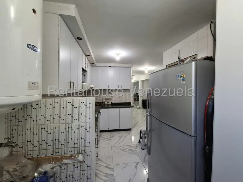 Apartamento (1 Nivel) en Venta en La Urbina, Distrito Metropolitano - 13