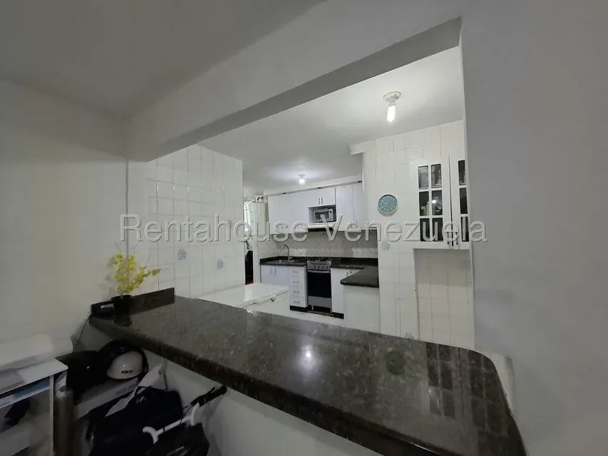Apartamento (1 Nivel) en Venta en La Urbina, Distrito Metropolitano - 9