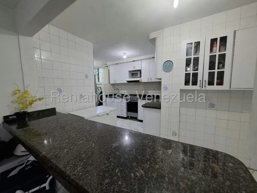 Apartamento (1 Nivel) en Venta en La Urbina, Distrito Metropolitano - 10