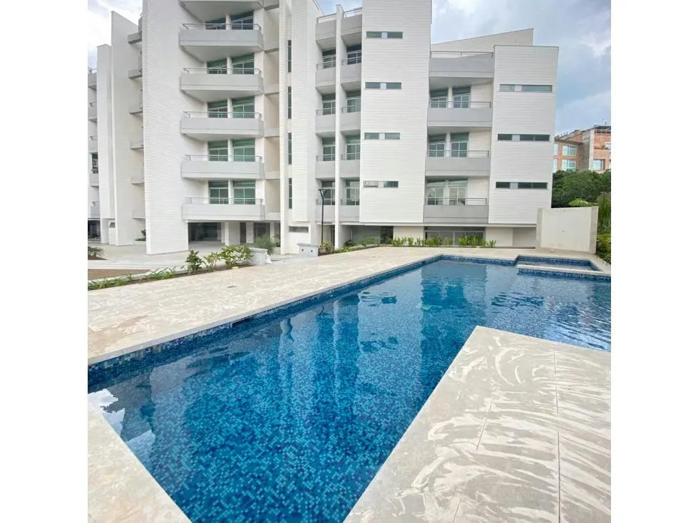 PLANTA BAJA TRIPLEX EN VENTA 441 M2 - URB. LA CASTELLANA