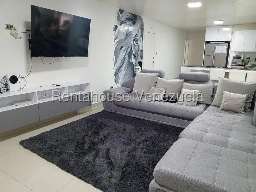 Apartamento (1 Nivel) en Alquiler en Colinas de Bello Monte, Distrito Metropolitano - 7