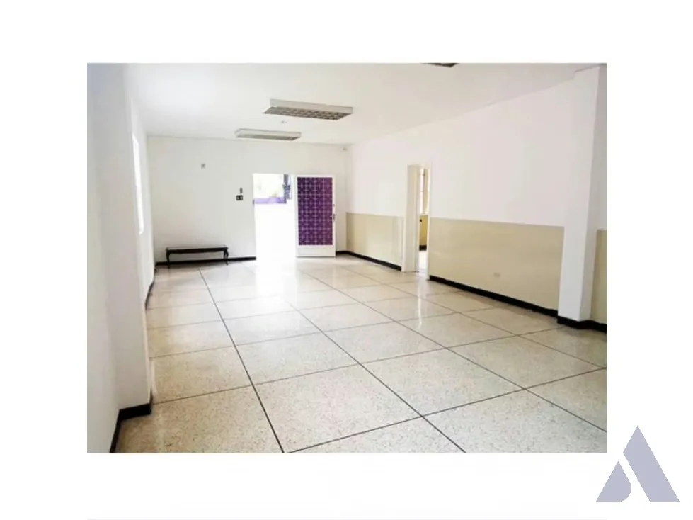 Se alquila PB de casa comercial 230m2 Altamira 7306 - 6