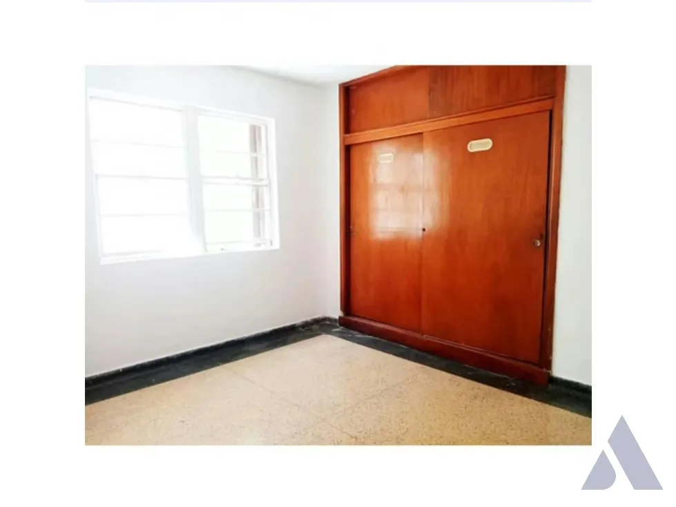 Se alquila PB de casa comercial 230m2 Altamira 7306 - 9