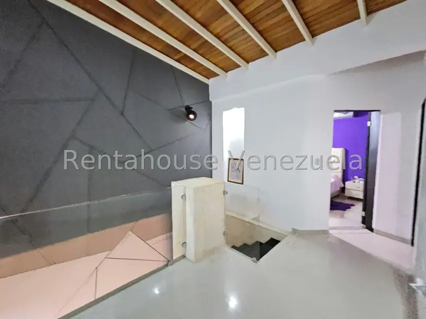 Casa (Duplex) en Venta en Barrio Sucre, Aragua - 24
