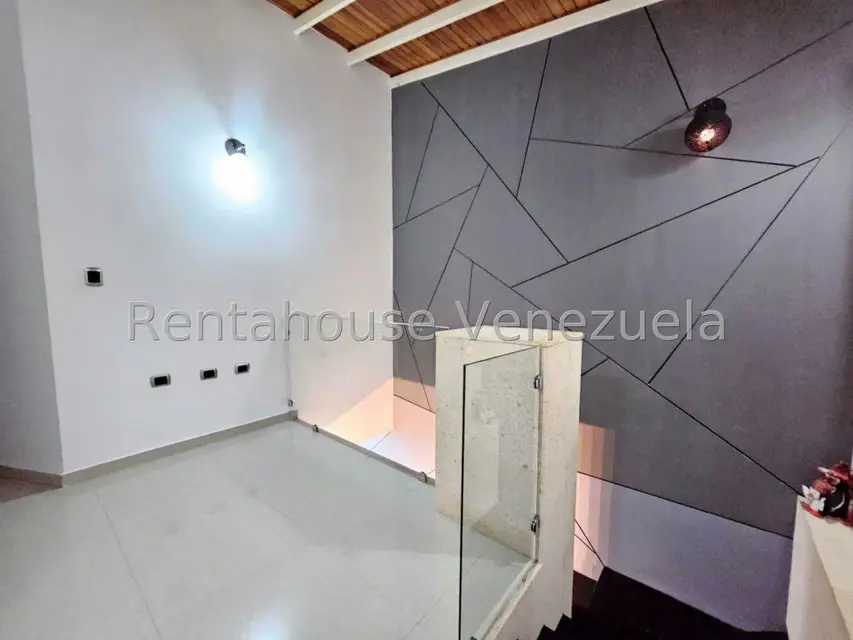 Casa (Duplex) en Venta en Barrio Sucre, Aragua - 25