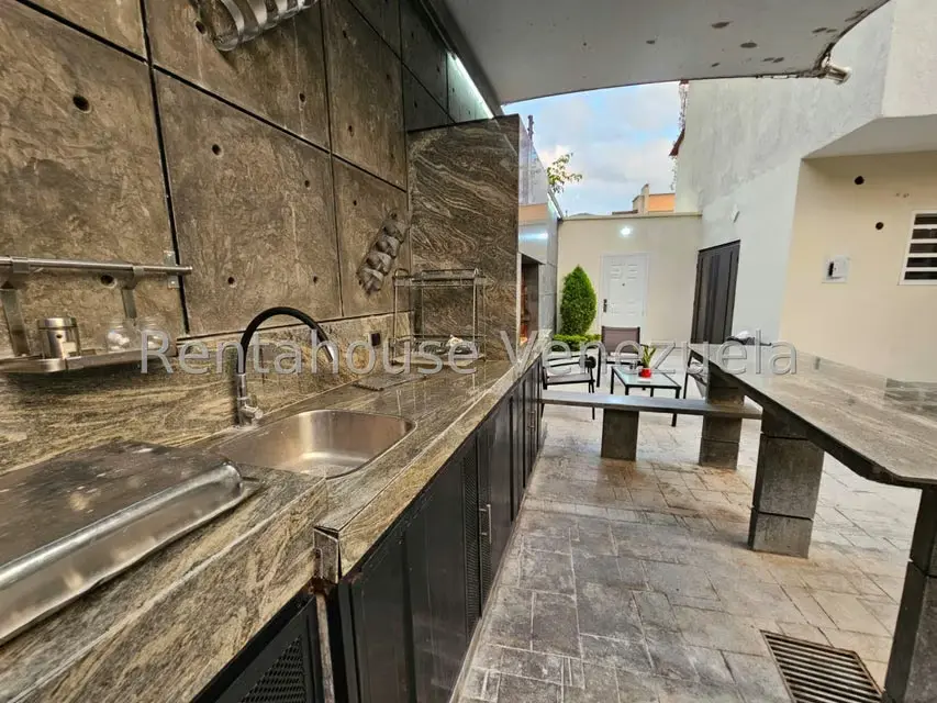 Casa (Duplex) en Venta en Barrio Sucre, Aragua - 30