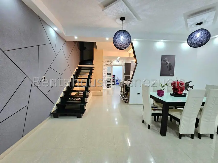 Casa (Duplex) en Venta en Barrio Sucre, Aragua - 4