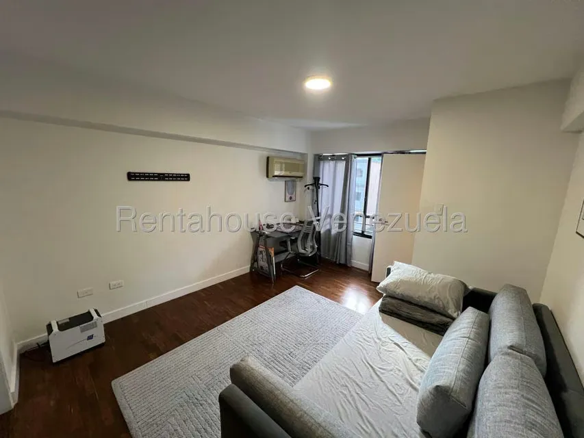 Apartamento (1 Nivel) en Venta en Las Mercedes, Distrito Metropolitano - 16