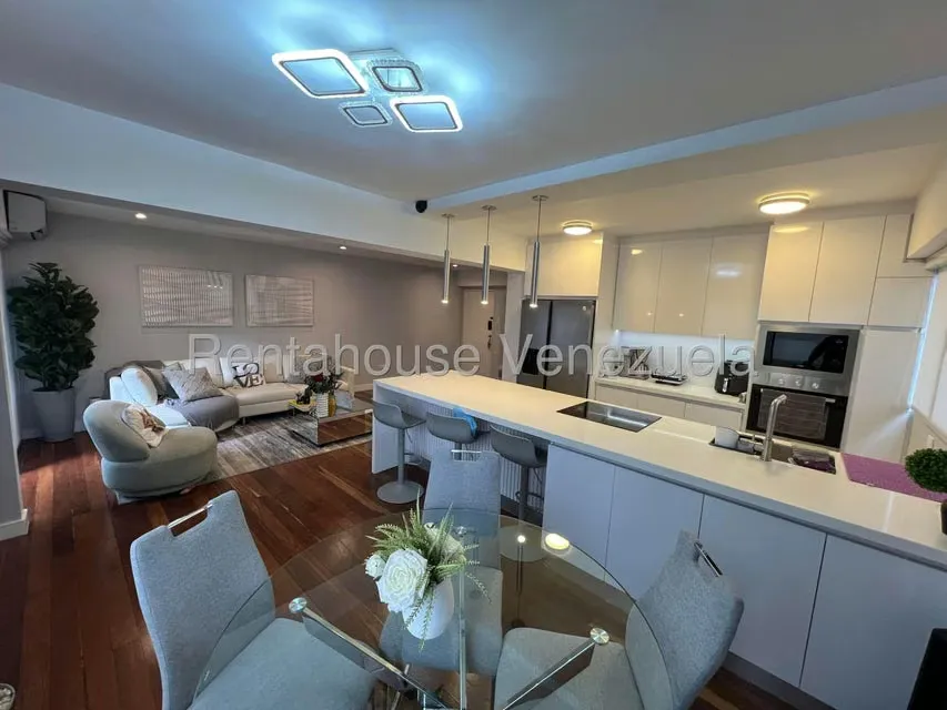 Apartamento (1 Nivel) en Venta en Las Mercedes, Distrito Metropolitano - 3