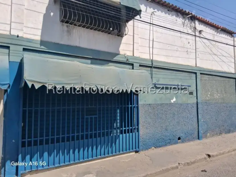 Comercial (Local Comercial) en Alquiler en Centro, Lara