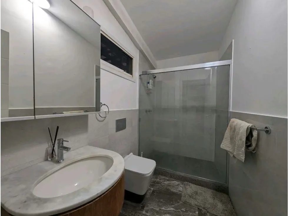 Venta de casa actualizada en Oripoto, Loma Alta, 900M2 - 30