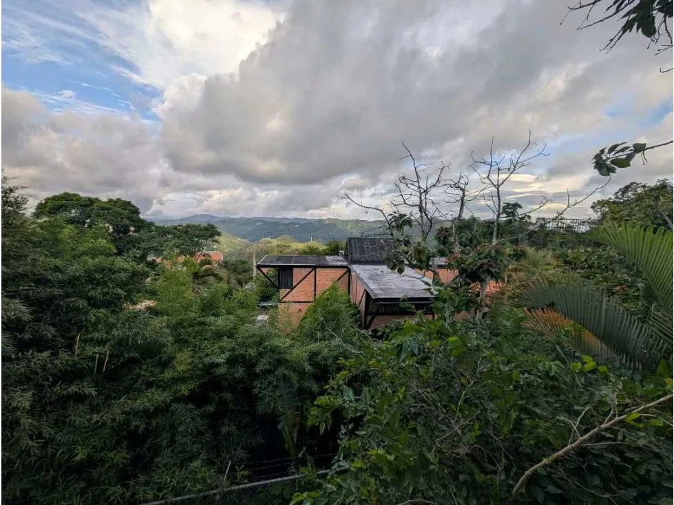 Venta de casa actualizada en Oripoto, Loma Alta, 900M2 - 9