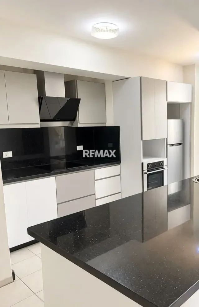 EN PLENO ESTE APARTAMENTO EN ALQUILER EN LUIS MIGUEL II - 2