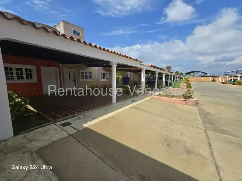 Apartamento (1 Nivel) en Venta en Intercomunal, Zulia