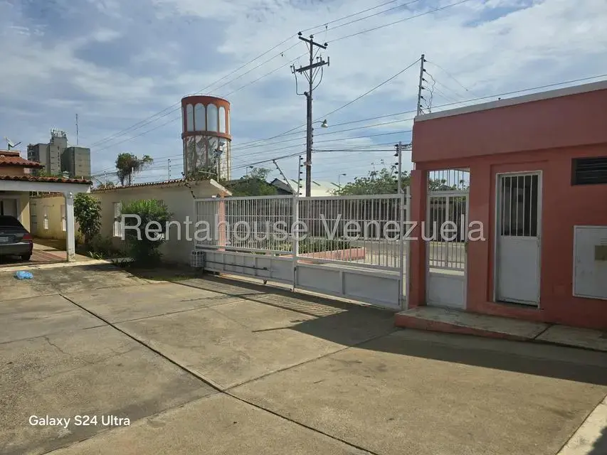 Apartamento (1 Nivel) en Venta en Intercomunal, Zulia - 15
