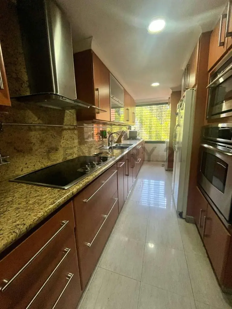 Apartamento Remodelado en La Boyera 127mts2 3ha / 3 ba / 2 pe - 3