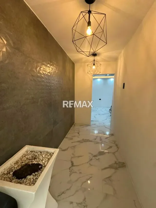 Exclusivo Townhouse en Villa Gueret: Confort, Seguridad y Estilo en 298 m² - 20