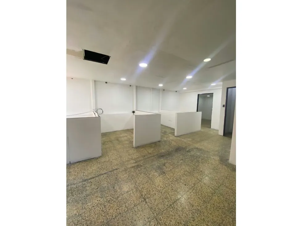 Local en alquiler 190m², 5ta Av de Pérez Bonalde