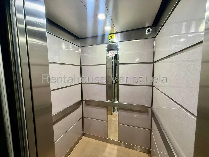 Apartamento (1 Nivel) en Venta en El Rosal, Distrito Metropolitano - 22