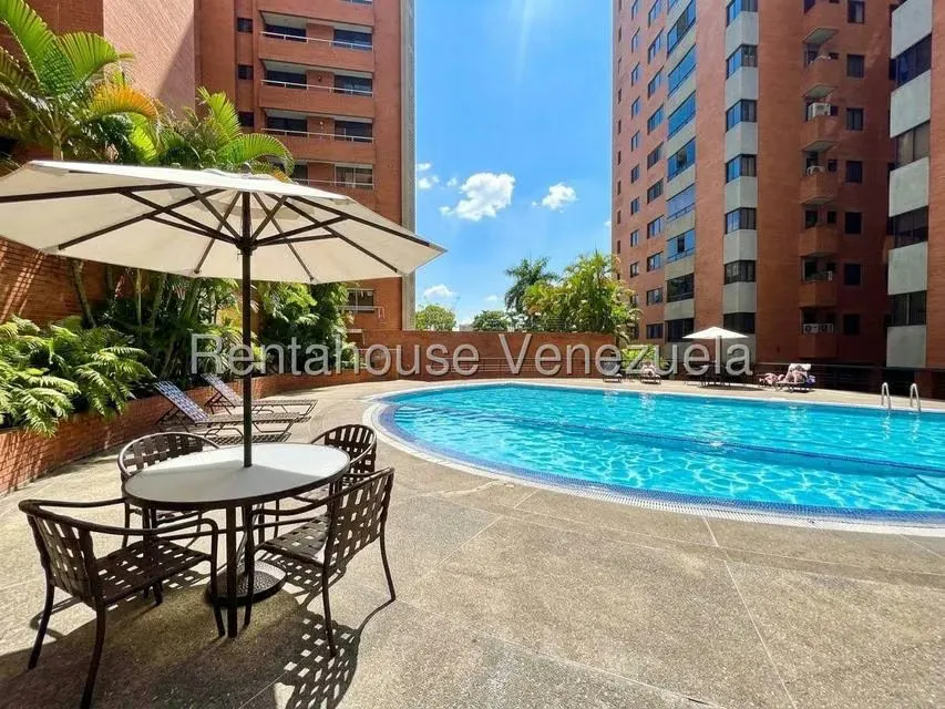 Apartamento (1 Nivel) en Venta en El Rosal, Distrito Metropolitano - 27