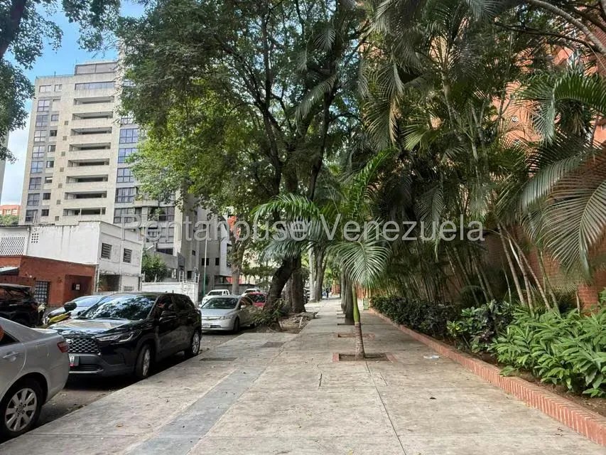 Apartamento (1 Nivel) en Venta en El Rosal, Distrito Metropolitano - 33