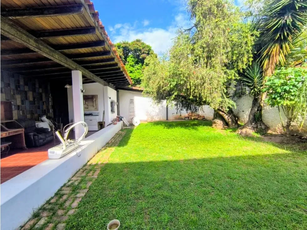 Se vende casa 547m² 4h+s/3b+s/4p Caurimare