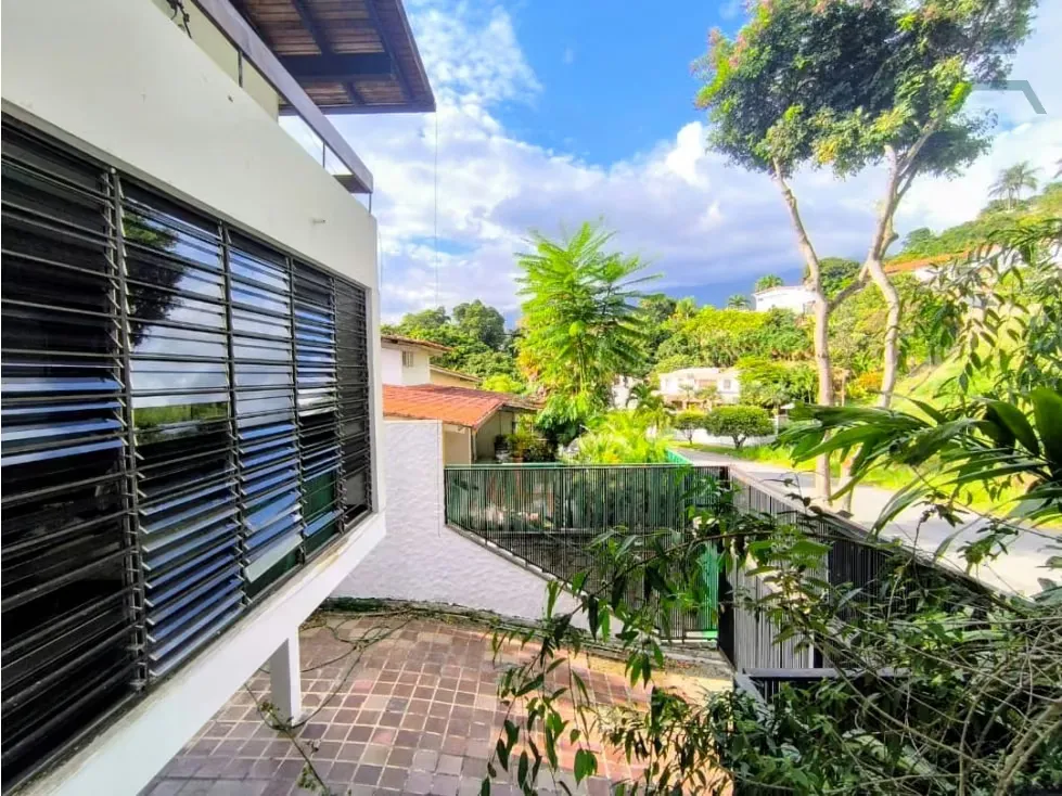 Se vende casa 547m² 4h+s/3b+s/4p Caurimare - 3