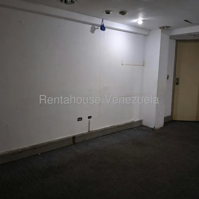 Oficina en Venta en Parroquia Catedral, Distrito Metropolitano - 12