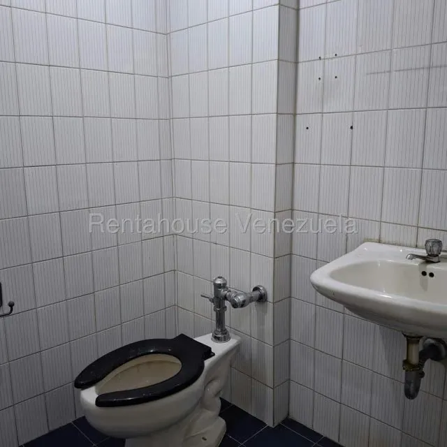 Oficina en Venta en Parroquia Catedral, Distrito Metropolitano - 26