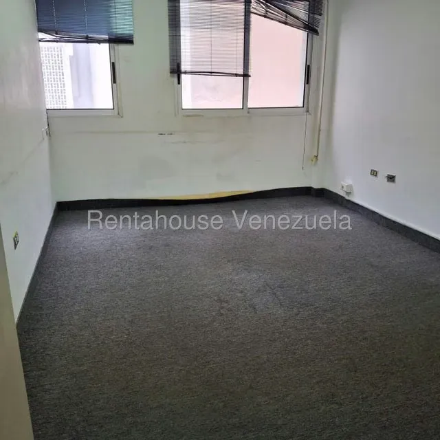 Oficina en Venta en Parroquia Catedral, Distrito Metropolitano - 35