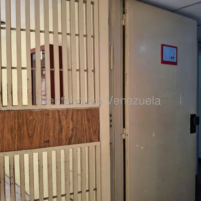 Oficina en Venta en Parroquia Catedral, Distrito Metropolitano - 38
