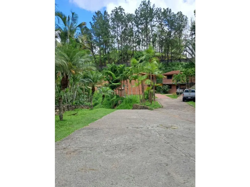 Se vende terreno 53.033m2 c/ bienhechuria 2.984m2 El Hatillo 7557 - 35