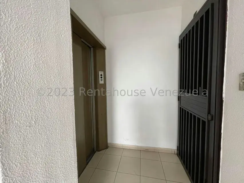 Edificio en Venta en Colinas de Bello Monte, Distrito Metropolitano - 9