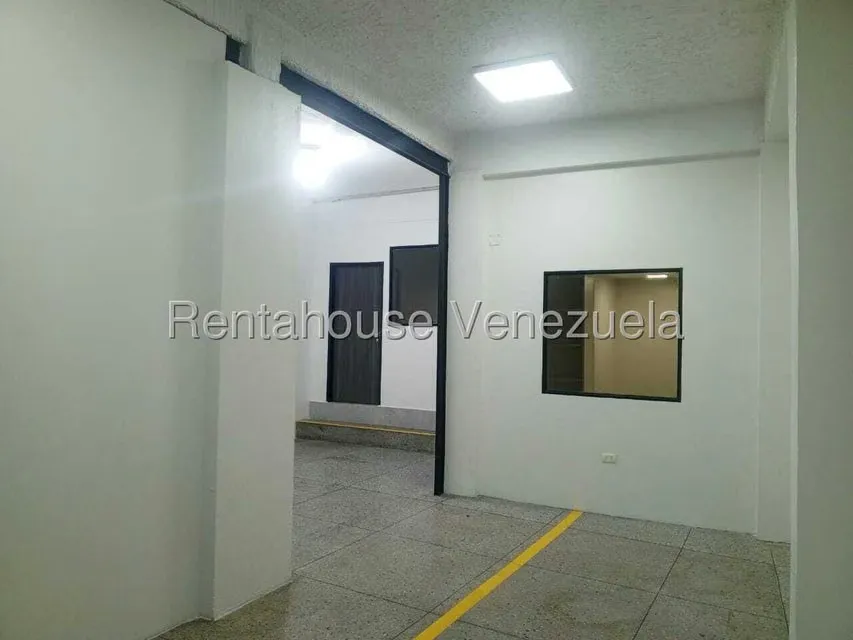 Local Comercial en Alquiler en Centro, Lara - 23