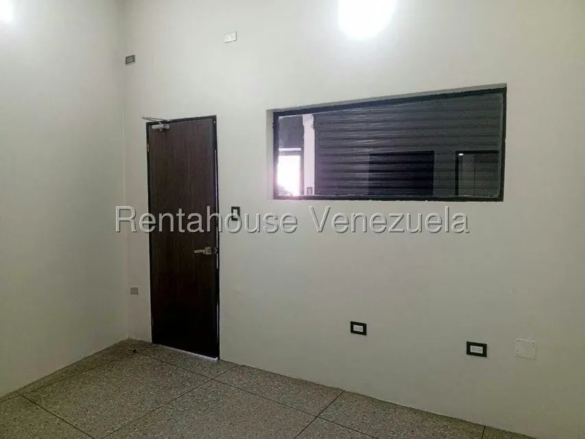 Local Comercial en Alquiler en Centro, Lara - 24