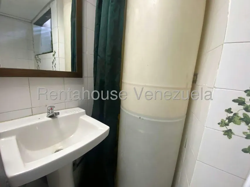 Oficina en Venta en Los Samanes, Distrito Metropolitano - 9