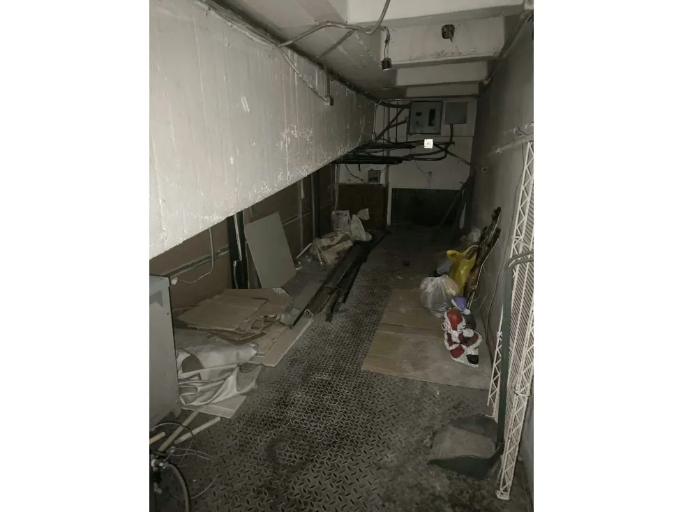 C. C. Concresa ALQUILO local 55m2 + 20m2 Mezz (mogo) - 11