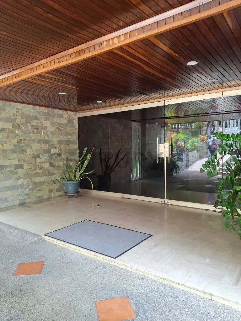 Apartamento en venta, Urb. Santa Paula, El Cafetal, Municipio Baruta - 2