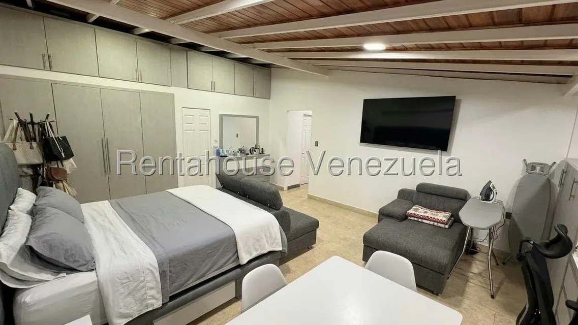Townhouse (Duplex) en Venta en La Rosa, Miranda - 14
