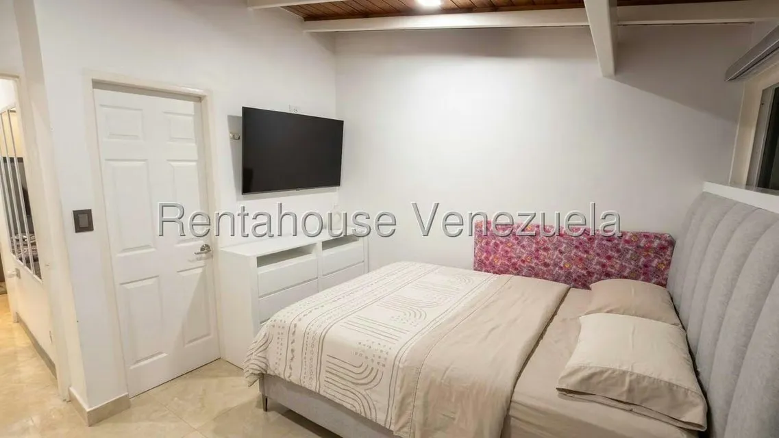 Townhouse (Duplex) en Venta en La Rosa, Miranda - 15
