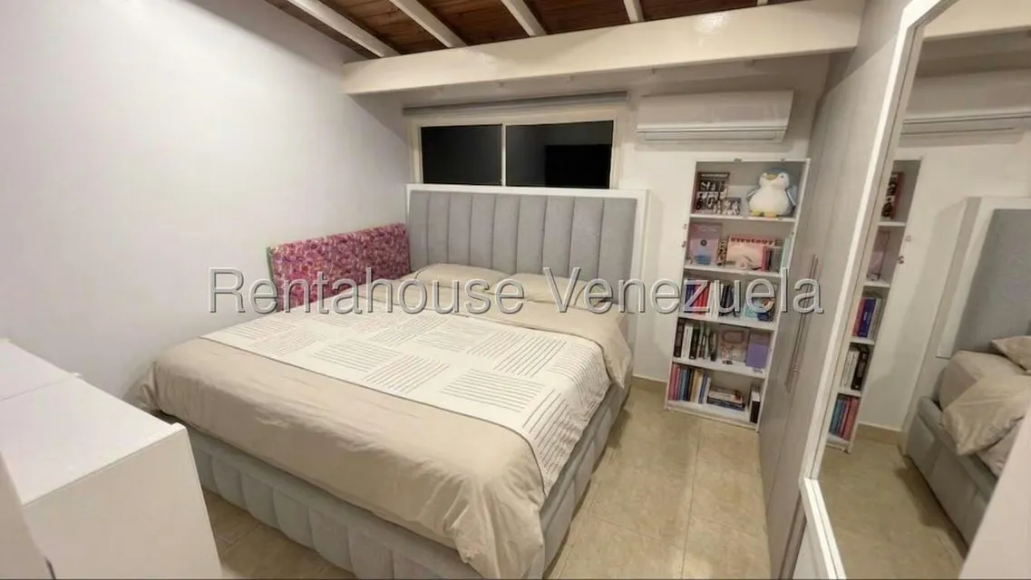 Townhouse (Duplex) en Venta en La Rosa, Miranda - 17
